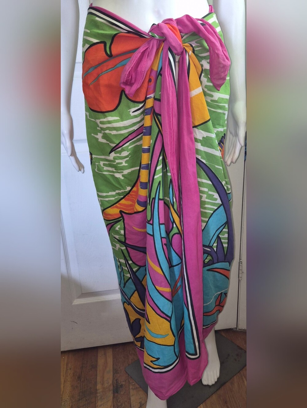Vintage Spectrix Tropical  Swimsuit Wrap